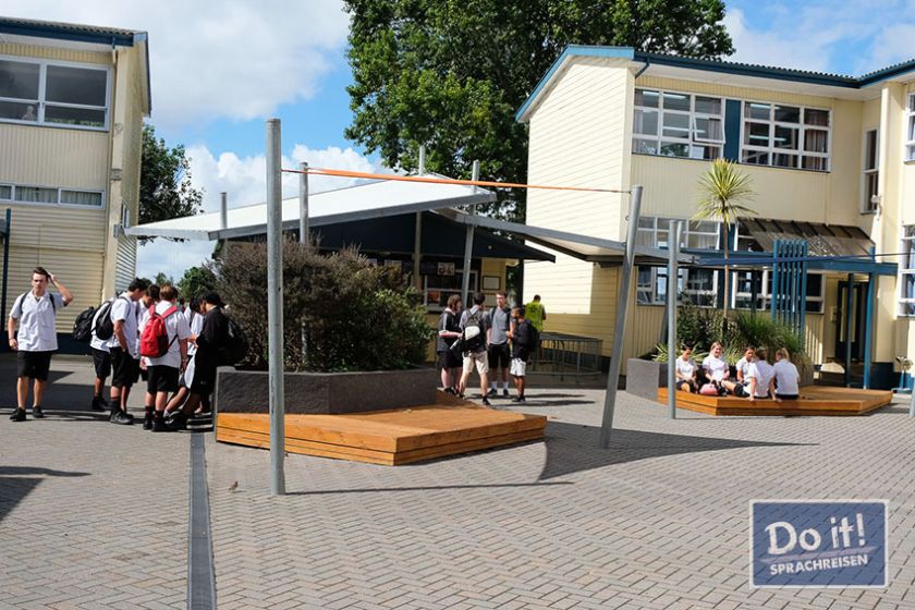 Kamo High School