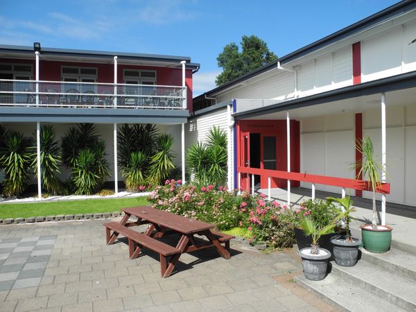 Otumoetai College