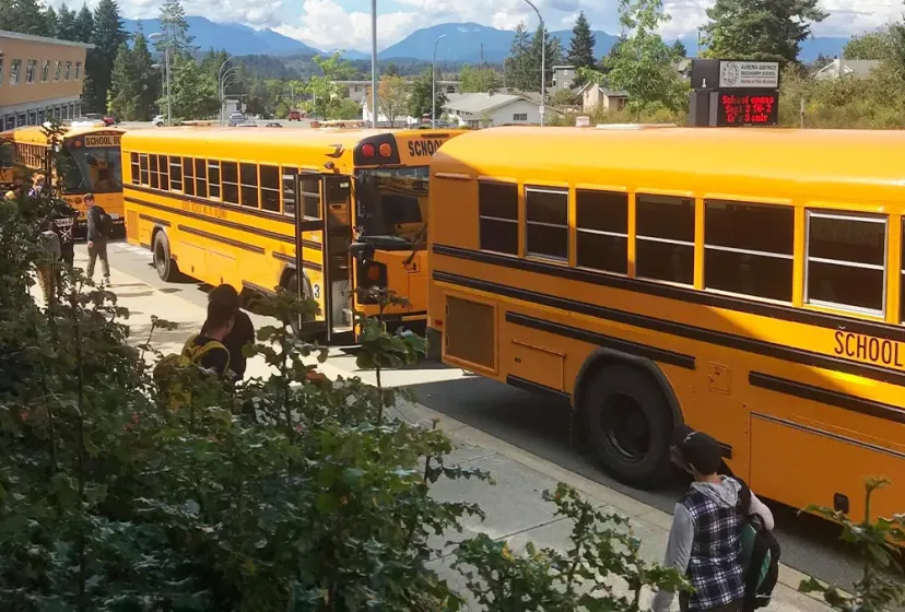 Alberni District Secondary School Schulbus