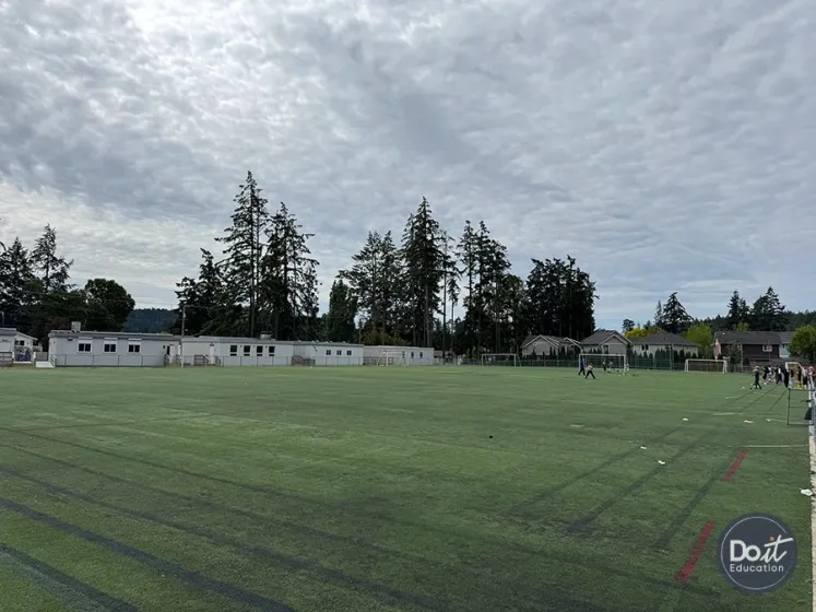 Belmont Sportplatz