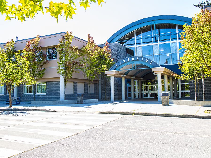École Riverside Secondary School
