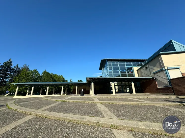 Elgin Park Secondary 03