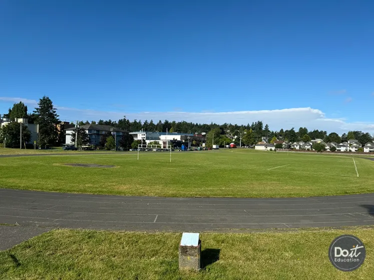 Esquimalt High School 01