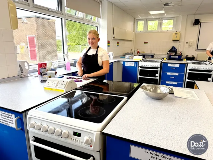 Ferndown Upper School 04