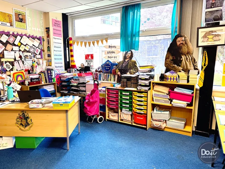 Ferndown Upper School 06