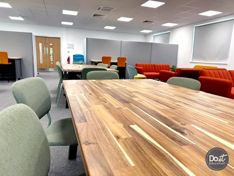 Ferndown Upper School 08