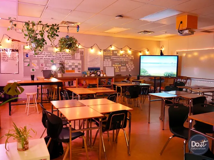 George Eliott Klassenraum 2