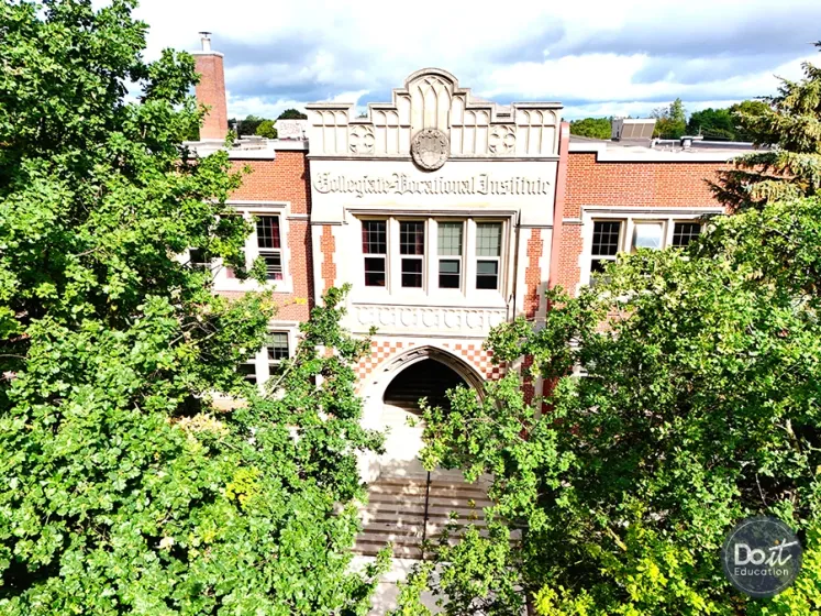 Guelph Collegiate Vocational Institute (GCVI) Gebäude (10)