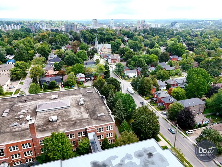 Guelph Collegiate Vocational Institute (GCVI) Gebäude (3)