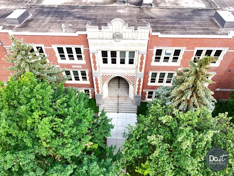 Guelph Collegiate Vocational Institute (GCVI) Gebäude (6)