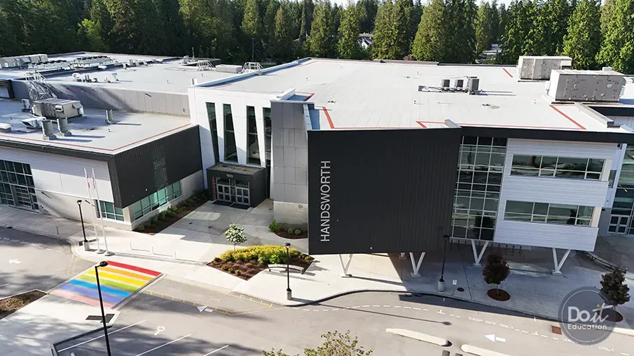 Handsworth Secondary High School North Vancouver Kanada 10