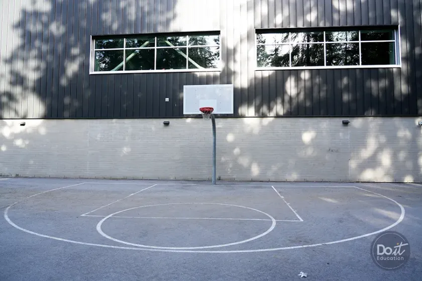 Handsworth Secondary High School North Vancouver Kanada 14