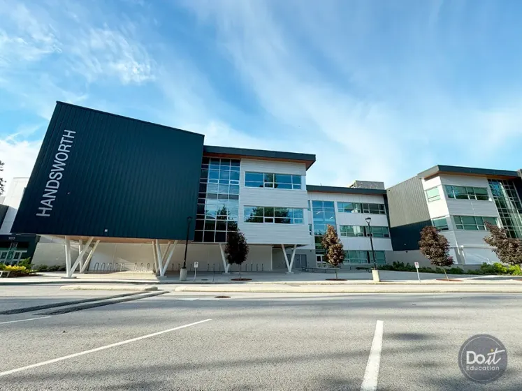 Handsworth Secondary High School North Vancouver Kanada 15
