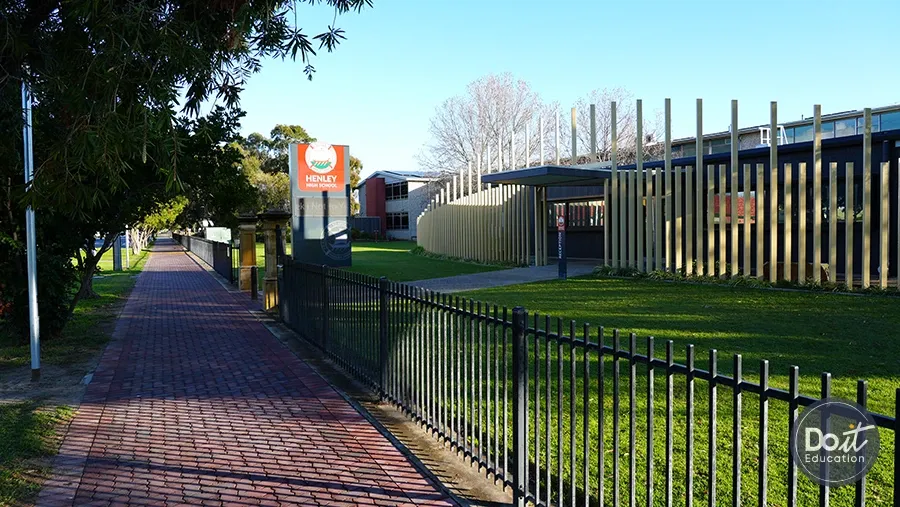 Henley High School 01