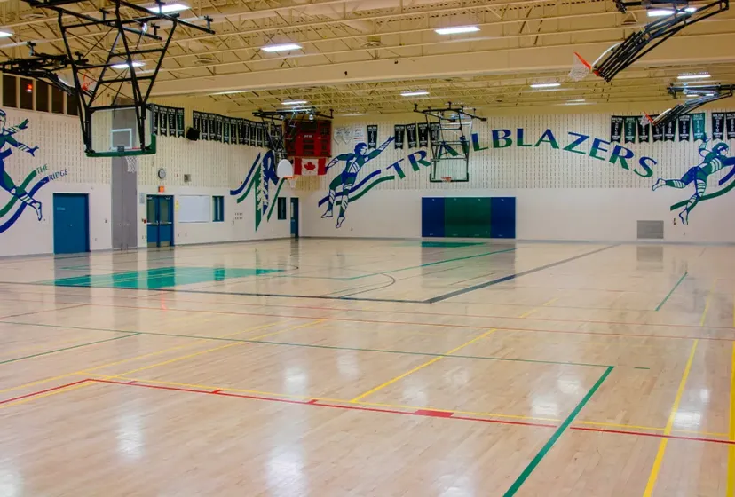 Iroquois Ridge HS Sporthalle