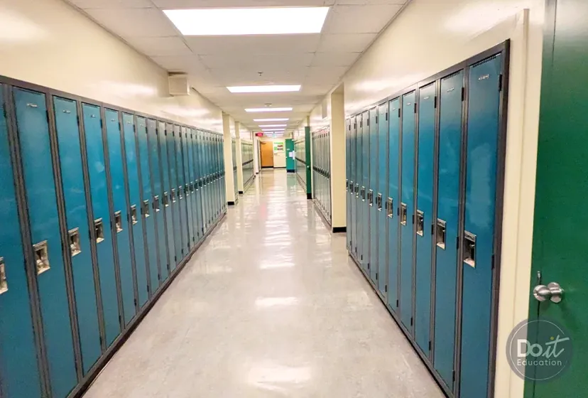 Nanaimo District Secondary HS Flur