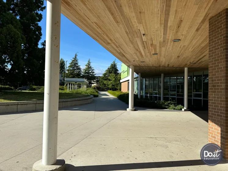 Oak Bay High School 07