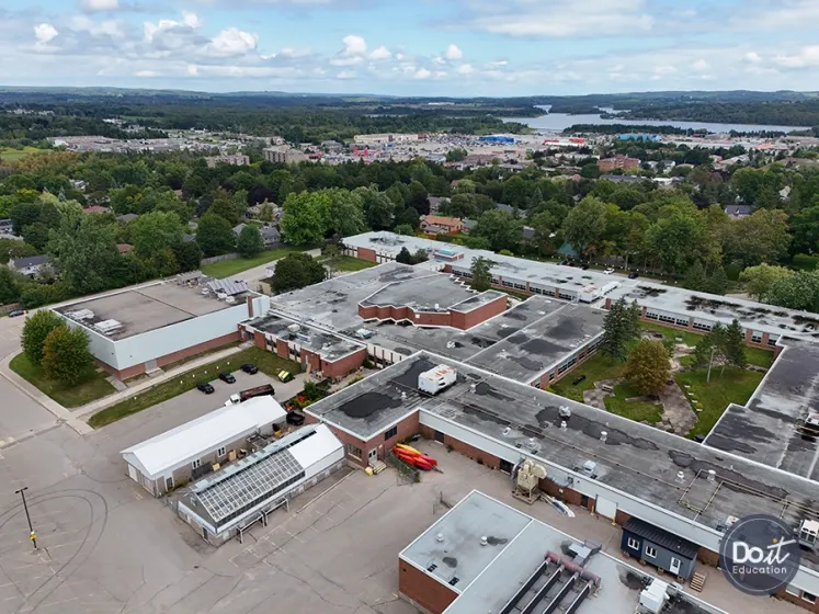 Orangeville District Secondary Gebäude (7)