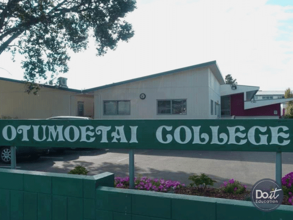 Otumoetai College