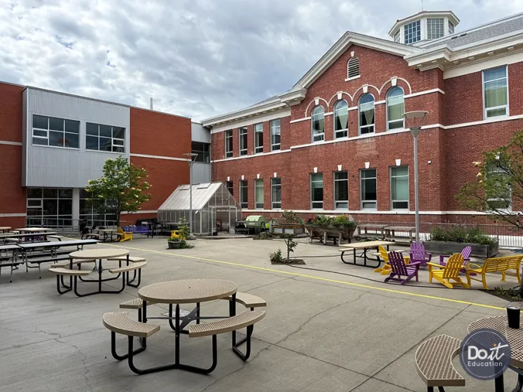 Penticton Secondary Außenbereich