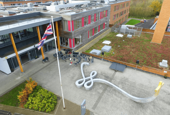 Queen Elizabeth's School