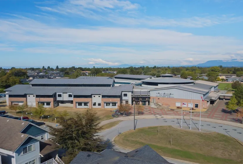 R.A. McMath Secondary School Schulgebaeude