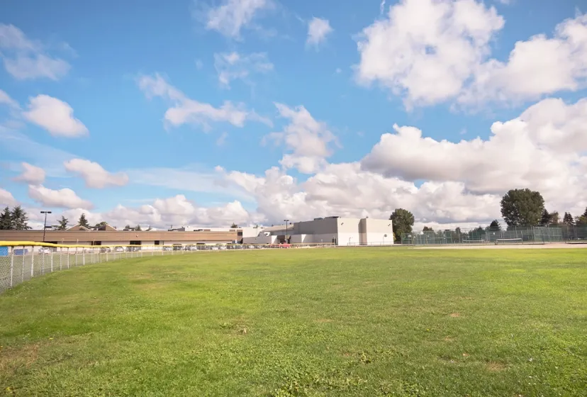 R.C. Palmer Secondary School Sportplatz