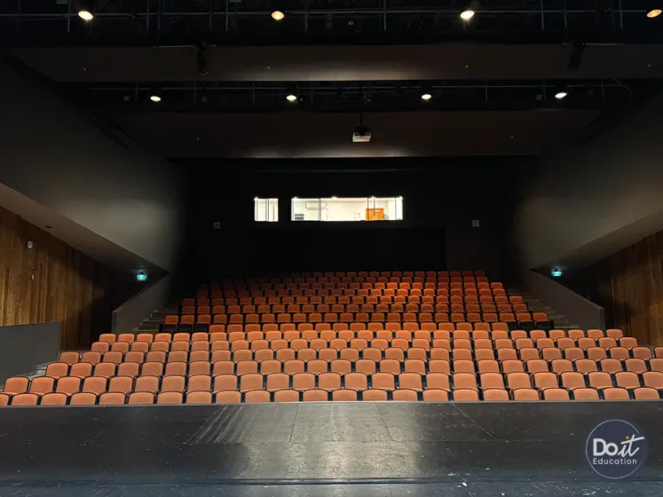 Royal Bay Theater (1)
