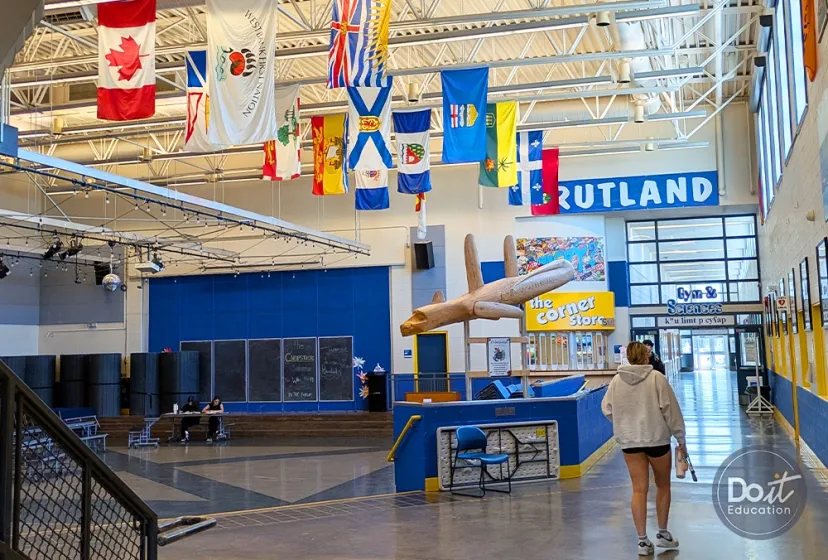 Rutland HS Eingangshalle 2