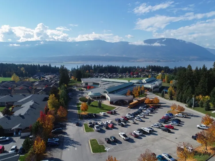 Salmon Arm Secondary School