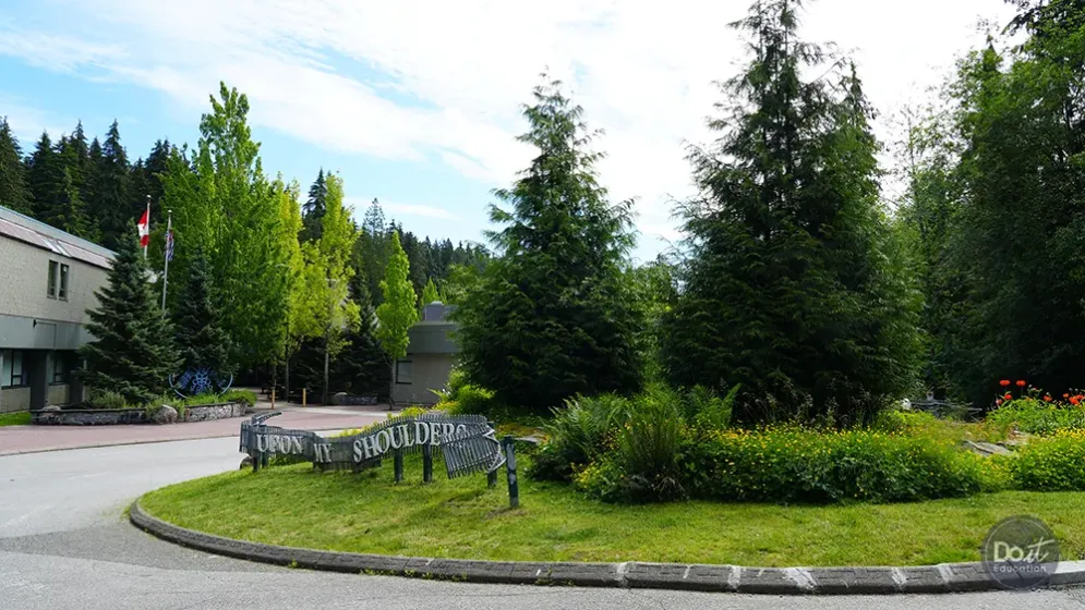 Seycove Secondary North Vancouver Kanada 12