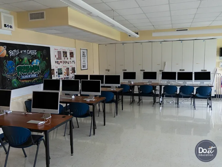 Shore Regional High School Computerraum