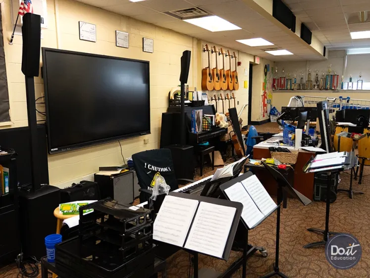 Shore Regional High School Musikraum (1)