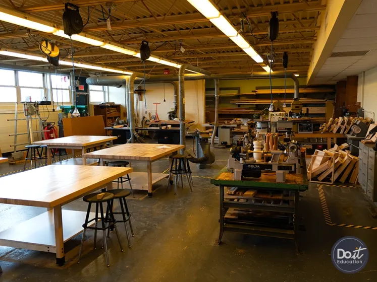 Shore Regional High School Werkstatt (1)