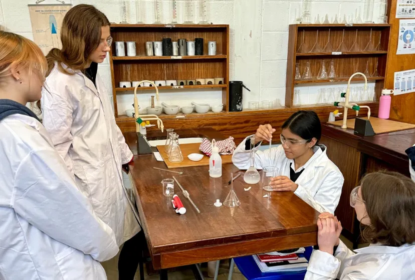 St. Raphaelas Secondary School Biologie