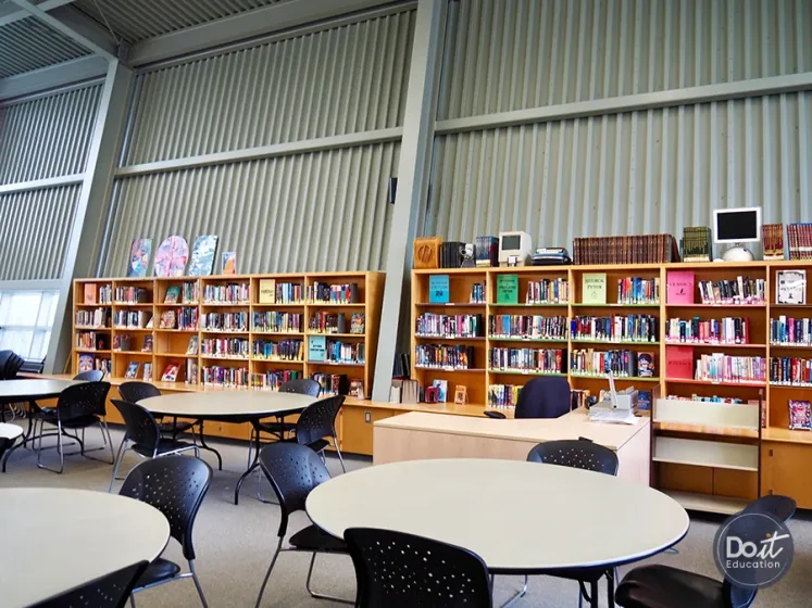 Sutherland Bibliothek