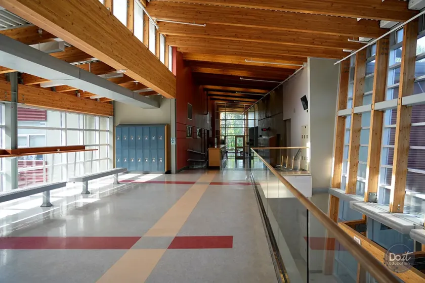 Sutherland Secondary North Vancouver Kanada 16