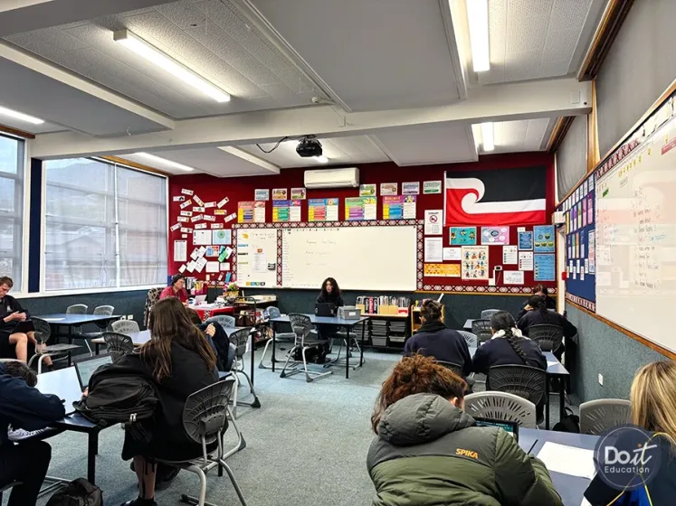 Thames High School 01
