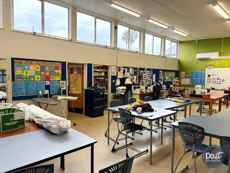 Thames High School 14