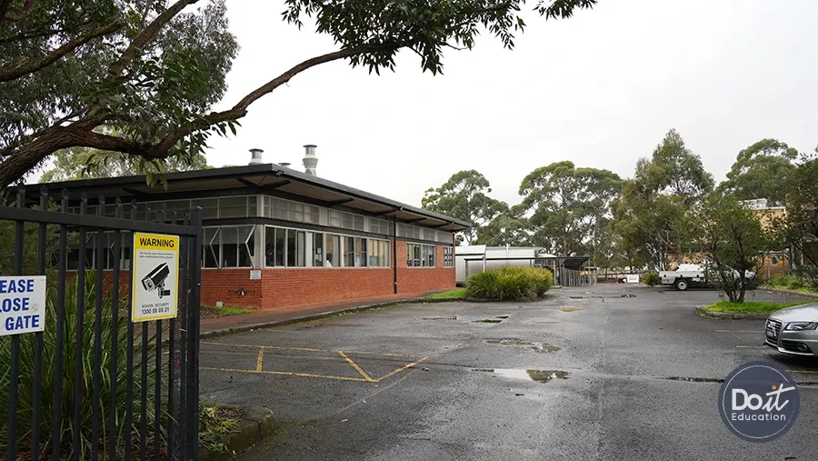 The Jannali High School 06