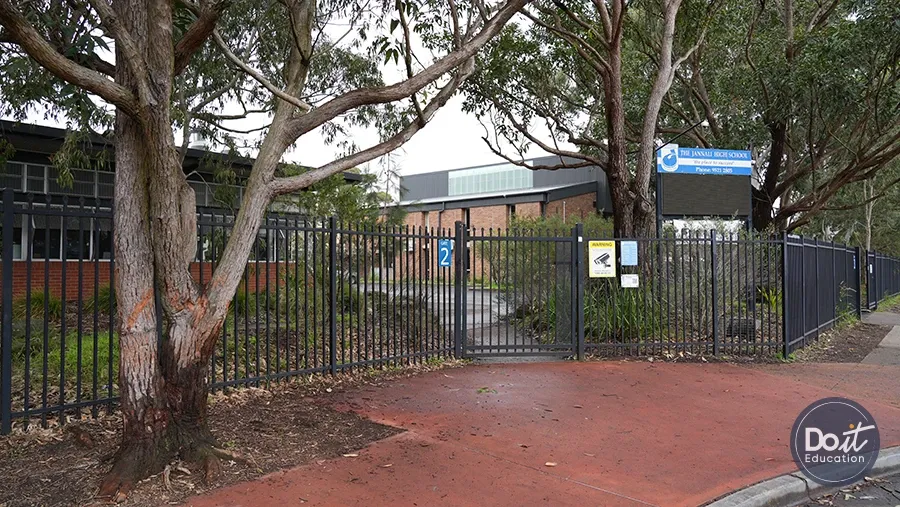 The Jannali High School 15
