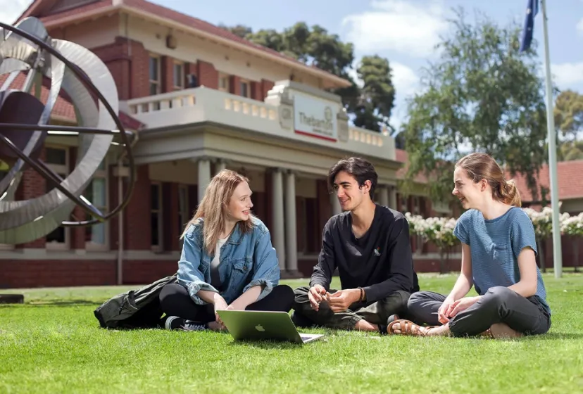 Thebarton Senior College 