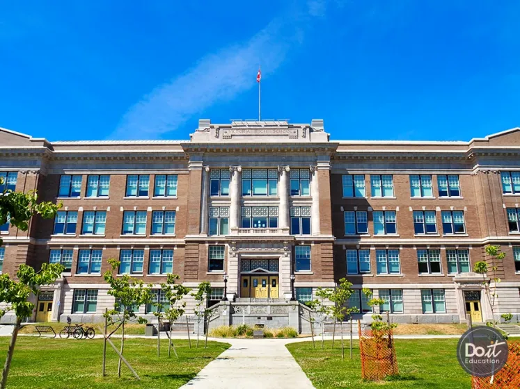 Victoria High Gebäude 2
