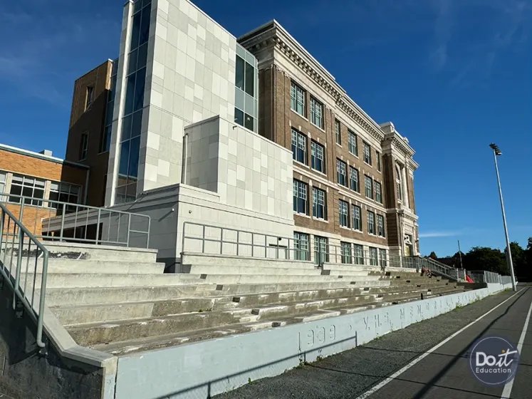 Victoria High School 08
