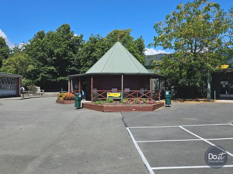 Waimea College 5