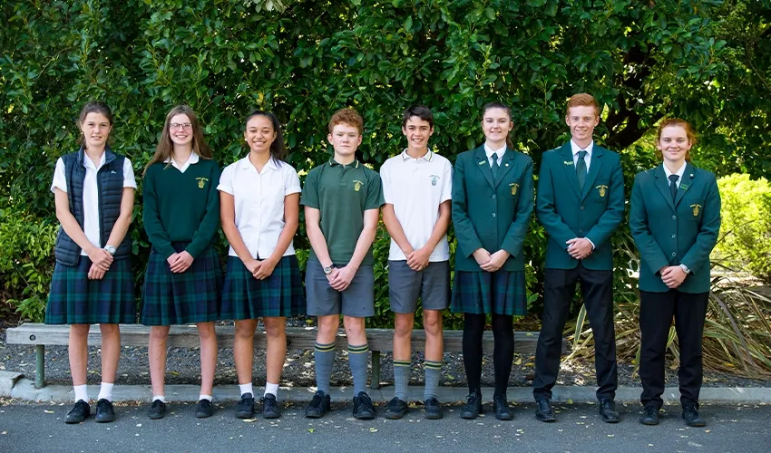 Waimea College Schuluniform