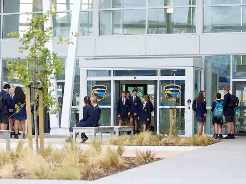Wakatipu High School
