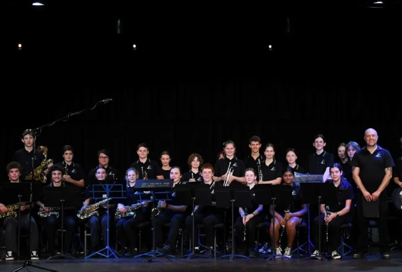 Warners Bay HS Band 2