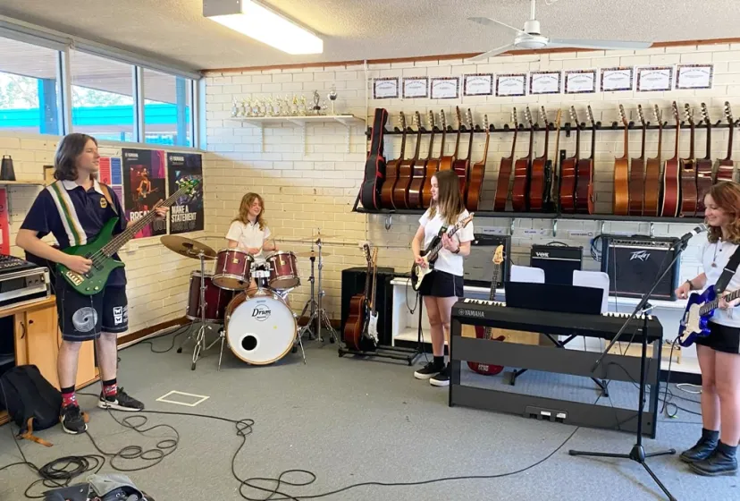 Warners Bay HS Guitar