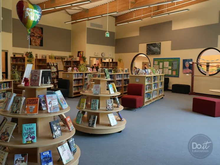 Wellington Secondary Bibliothek 2